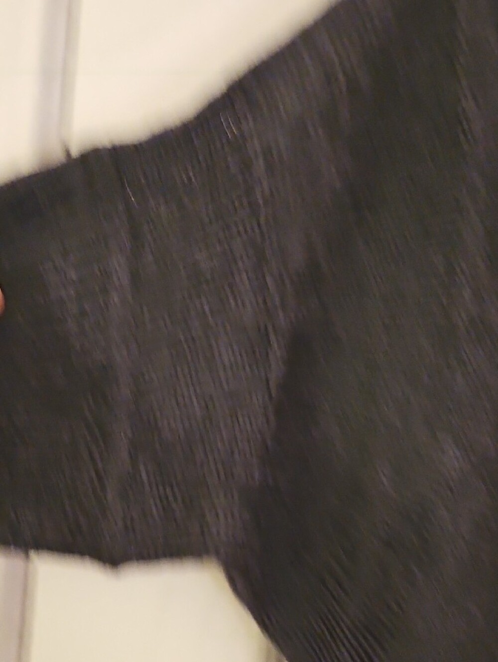 The Limited Dark Charcoal Gray Short-Sleeve Scoop Neck Wool Blend Knit Sweater - Picture 4 of 12